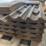 Crusher lining plate