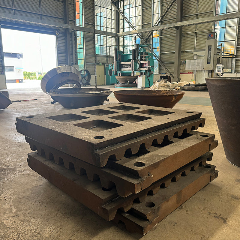 Wear resistant parts of crusher